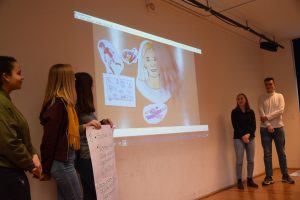 Bild die Kulturstarter bei der Präsentation des Videos